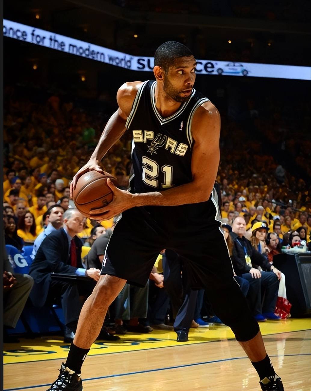 kaiyun-蒂姆·邓肯老婆图片蒂姆·邓肯