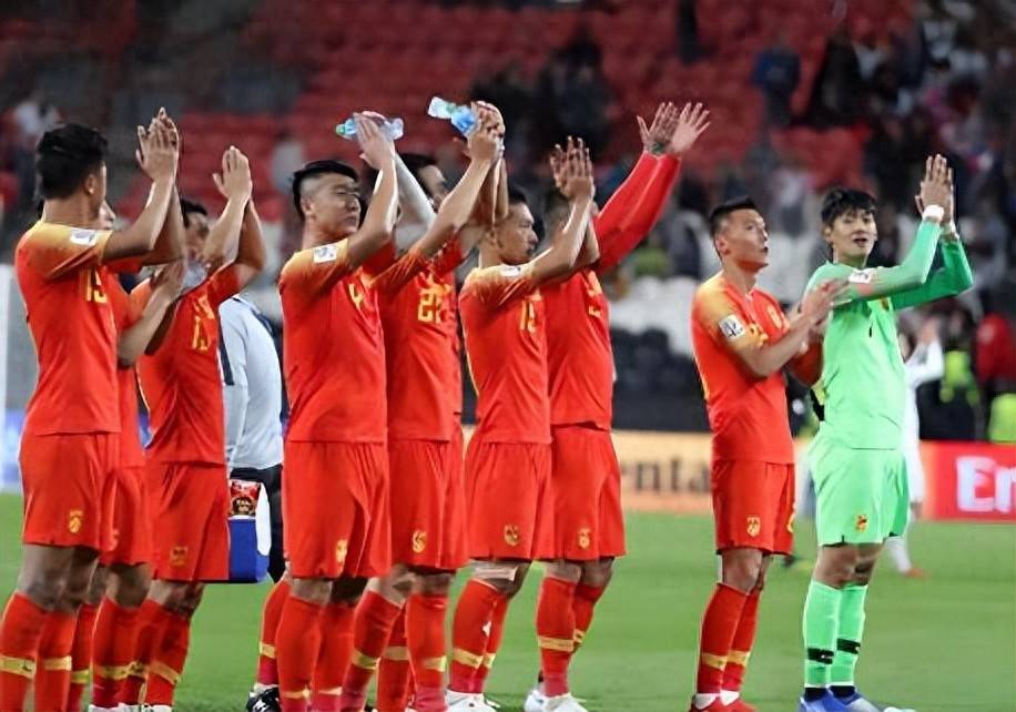 开云网站-世界(jiè)杯球(qiú)迷(mí)歌曲世界(jiè)杯球(qiú)迷(mí)